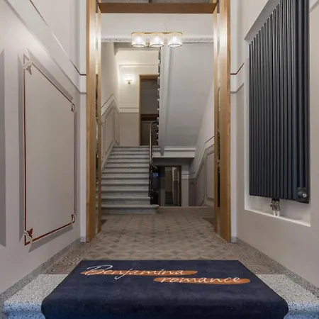 A-plus Premium Apartment *